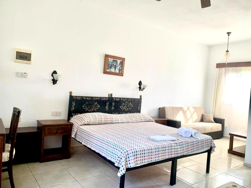 Villa Lembos Hotel Karpaz Rizokarpaso Esterno foto